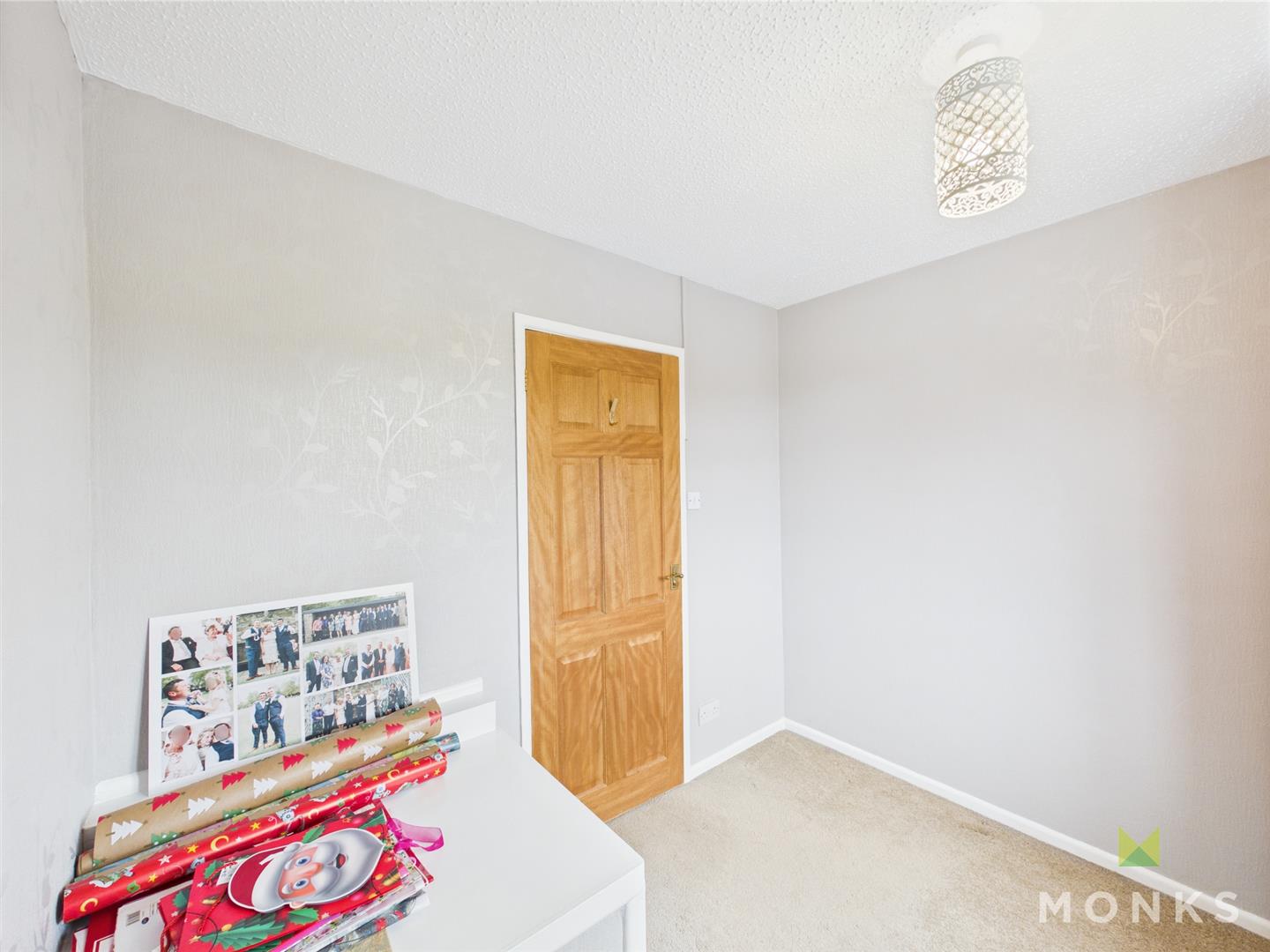 9 Preshenlle Lane, Oswestry, SY10 7UB For Sale